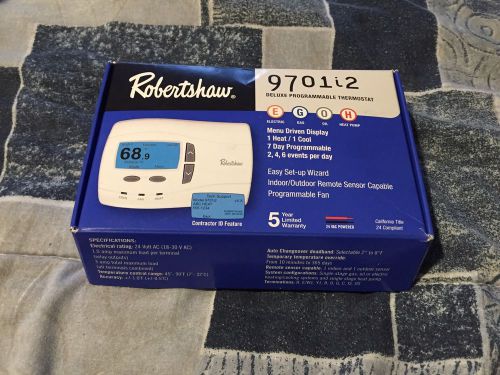 9701i2 Digital Thermostat, 1H, 1C, 7 Day Programmable