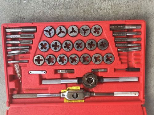 IRWIN HANSON 41 PC  TAP AND DIE SET, NC and NF Threading Set (3 Missing)
