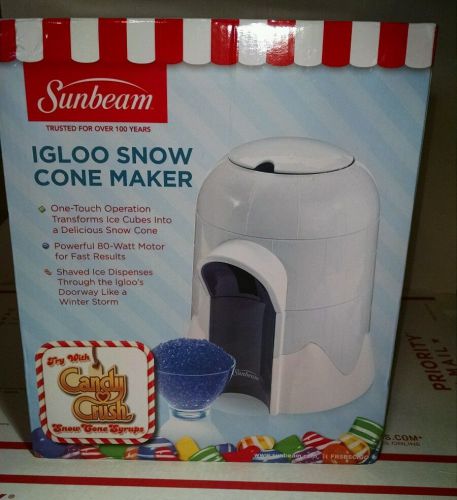 NEW!! Sunbeam Igloo Snow Cone Maker Shaved Ice Machine Candy Crush Exclusive