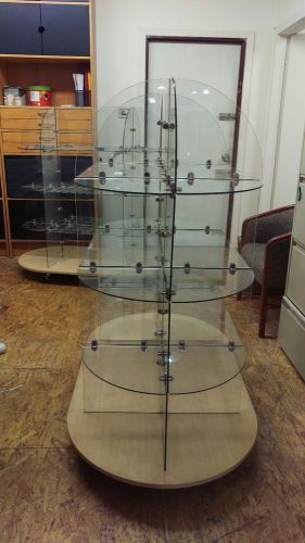 Glass Oval Display Unit - $150 (Chinatown / Lit Italy)