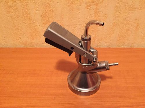 Micro Matic &#034;G&#034; System Draft Beer Keg Coupler used new style