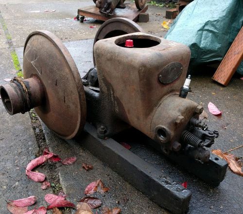 Fairbanks morse Hit Miss Gas Engine Vintage Antique Flywheel Motor 1 1/2 hp.