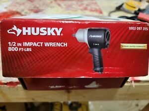 HUSKY 1/2&#034;  800 FT/LBS IMPACT WRENCH