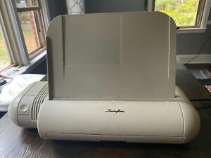 Swingline 525 Commercial Electric 3 Hole Punch 8.5 Inch 20 Sheet Capacity WORKS