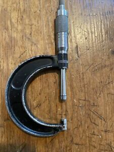 Brown &amp; Sharpe No. 61A Outside Micrometer 1-2&#034; .0001 Res w/ Ratchet Thimble F177