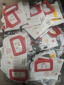 Lot of 50 NEW Physio Control Adult Quik-Pak Defibillation Pads CR Plus UNEXPIRED