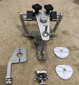 WHIPMIX 3140 DENTAL ARTICULATOR W/ FACEBOW TRANSFER JIG, MOUNTING PLATES, TABLE