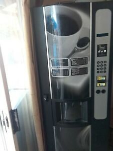 Hot beverage merchandiser Model 3205 coffee vending machine dispenser