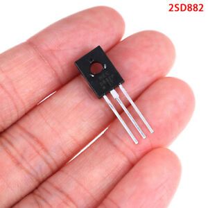 50PCS/Lot Triode Transistor 2SD882 3A/40V TO-126 NPN Power  I