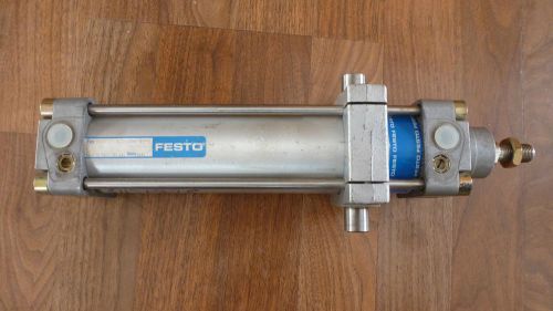 FESTO PNEUMATIC CYLINDER DNGZK-63-200-PPV-A *NEW OLD STOCK*