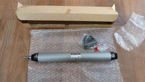 SMC PNEUMATIC CYLINDER 20-CDMLN30-240C w/MOUNTS  *NEW IN ORIGINAL PACKAGE*