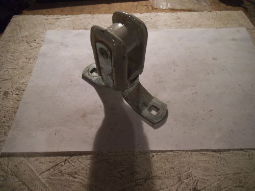 ELECTRIC LINE INSULATOR, BOLT ON TYPE - USED