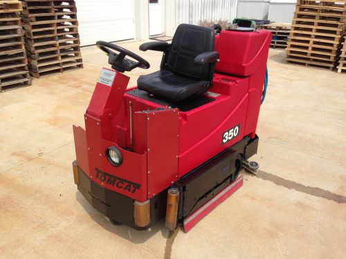 Tomcat 350 automatic floor scrubber for sale