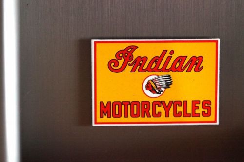 Vintage Style Indian American Motor Bike Motorcycle Magnet Headdress
