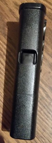 Collapsable baton holder