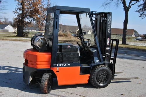 Toyota pneumatic 5000 lbs side shift for sale