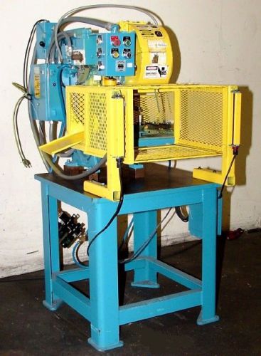 1990 benchmaster 5 ton obi press, model 152-a-2, air clutch, rapid air feed for sale