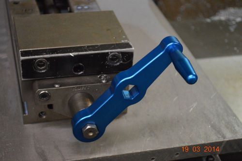 SPEED HANDLE FOR KURT VISE OR SIMILAR WITH A 3/4 HEX DRIVE
