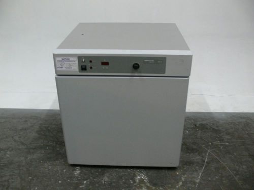 Vwr 1535 forced air oven / incubator  70?c bench top lab oven for sale