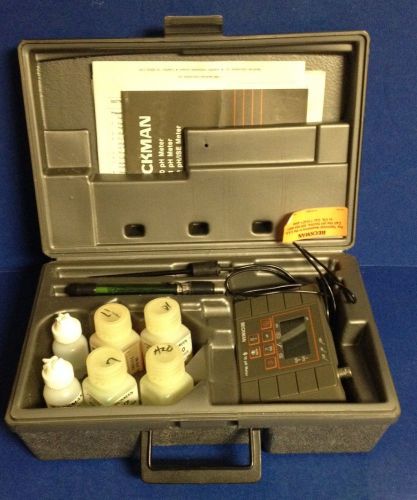 Beckman pH 10 Meter Kit Part #123132 with Comb Electrode &amp; Probe ~Case &amp; Manual!