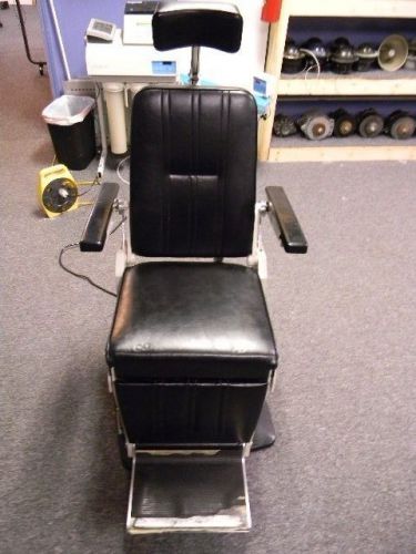 Unkown medical power/procedure exam. chair for sale