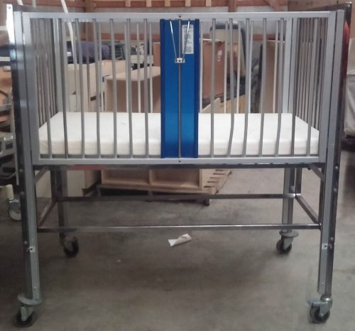 Special Needs / Autistic Child Medical Hospital Crib on Wheels w/ Mattress