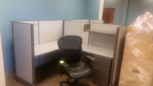 5&#039; x 6&#039; herman miller ao2 low panel work stations for sale