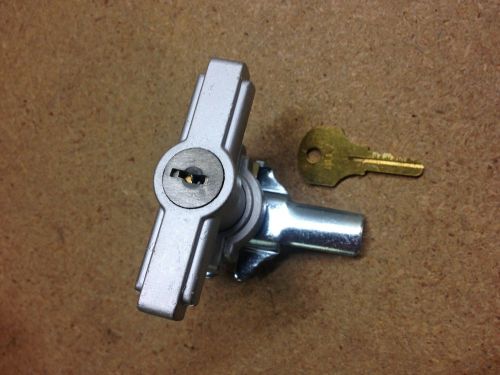 T Handle Locking Latch with BLL7 Key