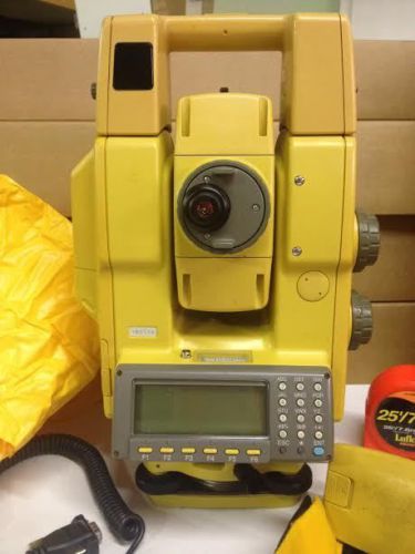Topcon GTS-800, Data Collector and accesories