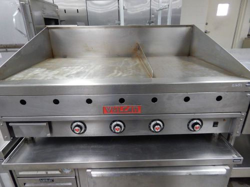 Vulcan 4 Foot Griddle, Natural Gas Heavy Duty USED