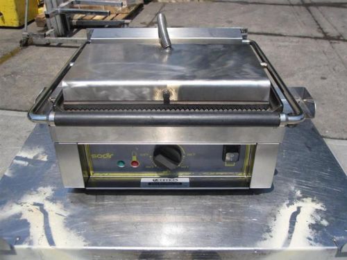 Sadir Panini Grill Model PANINI used very Good Condition