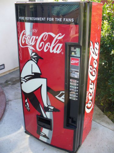 COCA COLA BASEBALL EDITION soda vending machine-DN 440 bubblefront
