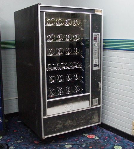 Automatic Products Snack Shop 7600 Candy-Snack Vending Machine - Michigan