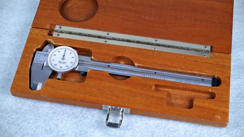 Brown &amp; sharpe 6&#034; dial indicator calipers w carrying case - model 579-1 for sale