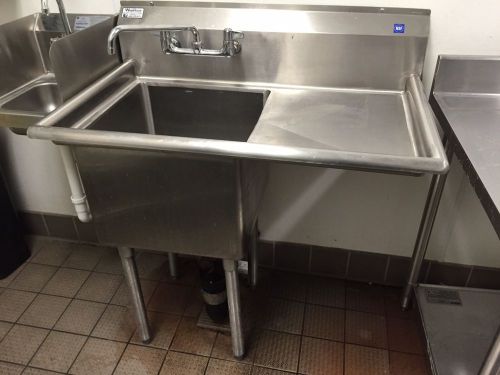 1 Compartment Prep Sink 18&#034; x 18&#034; with Right Side Drain Board NSF