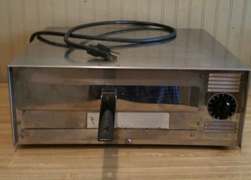 WISCO 12 INCH PIZZA PAL ELECTRIC OVEN MODEL 412 COMMERCIAL COUNTER TOP - WORKS