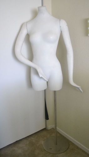 FEMALE MANNEQUIN WITH HANDS AND METAL STAND