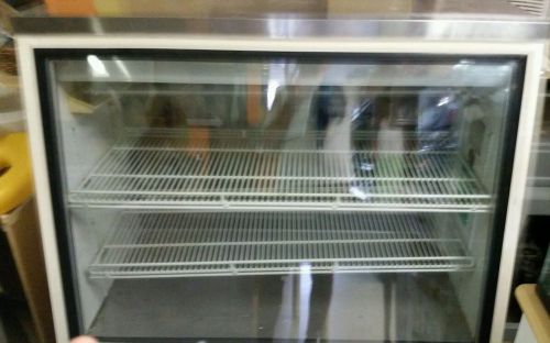 Refrigerated Display Case