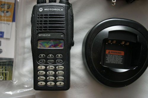 Motorola MTX8250 Portable Radio