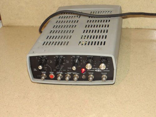 SYSTRON DONNER 100C PULSE GENERATOR (A)