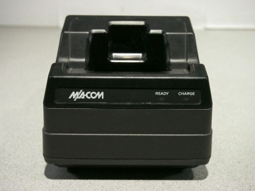 M/a-com universal radio desk charger base bml 161 78/20 r6a working for sale