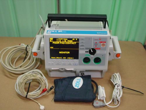 Zoll m series paddles pacing biphasic 3 lead ecg spo2 nibp  803 for sale