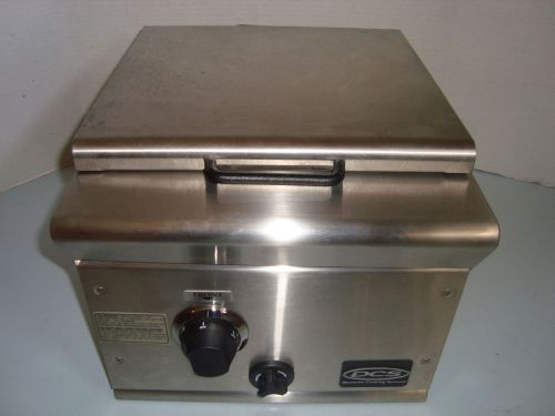 DCS Dynamic Cooking Systems Built-In Mounted BGC131-B1 Single Burner. Never Used