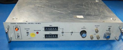 Signal Generator 100 KHz - 80 MHz §