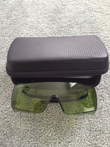 LASERVISION Laser Goggles F18.P5C02.5521 With Case