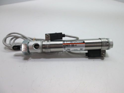 New SMC NCDMB075-0300-H7A1 Cylinder 3&#034; Stroke 3/4&#034; Bore, With 2x D-H7A1 Switches