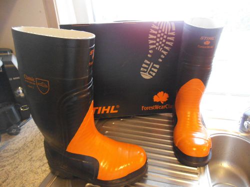STHIL work boots for use when using a chainsaw/when working with heavy equipment
