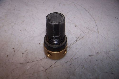 NEW WATTS FLUIDAIR BRASS PRESSURE REGULATOR 1/8&#034; NPT 0/125 RANGE R364-01C