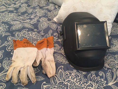 WELDING HELMET W/GLOVES