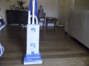 Windsor Sensor XP 12 Commercial Upright Vacuum Cleaner